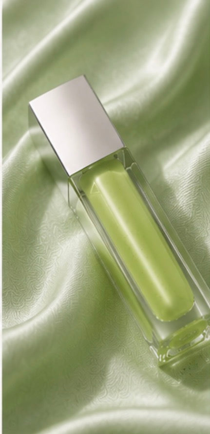 Moisturizing Lip Balm Oil Gloss